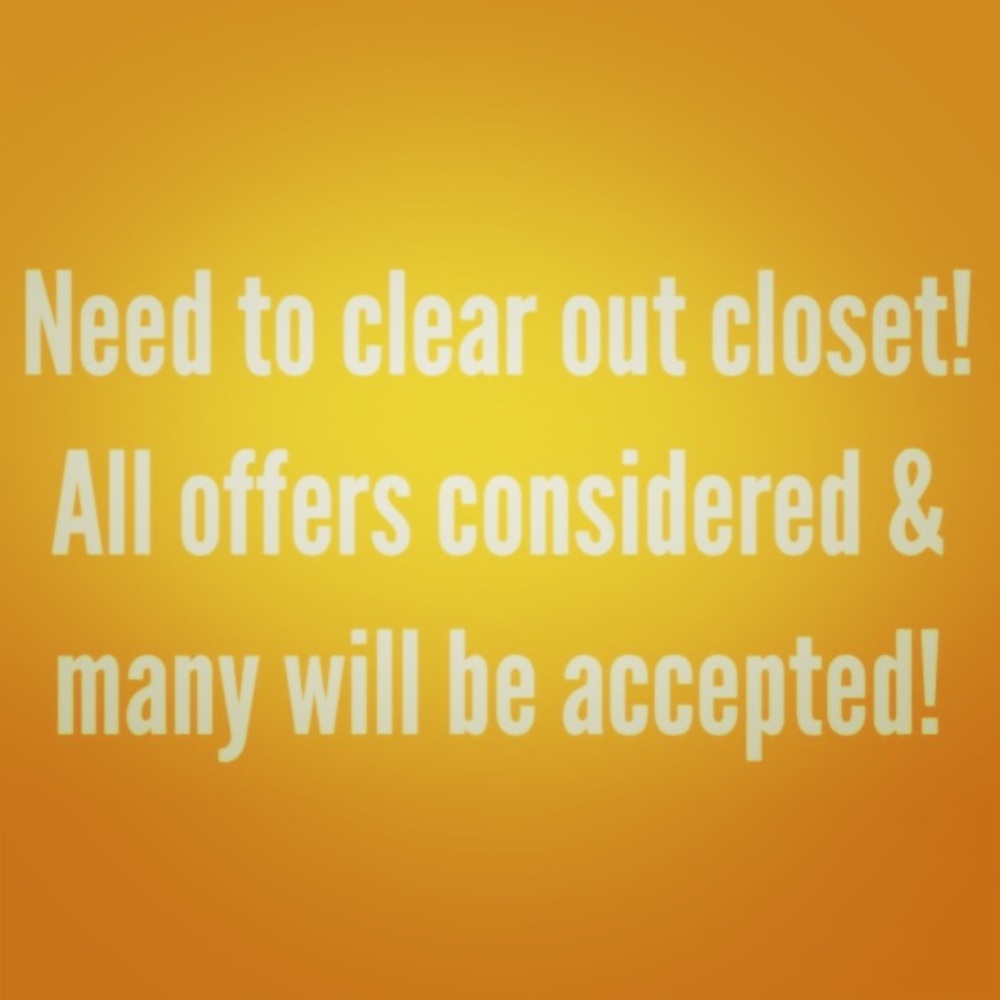 CLOSET 👚👖👗👠 CLEAR-OUT ❌🚫